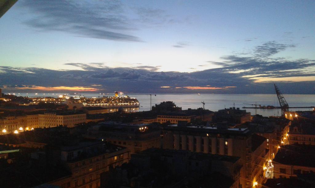 Apartamento La Finestra Sul Mare Trieste Exterior foto